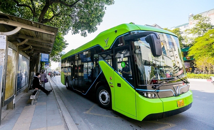 Xe bus nội khu Sun Group Cát Bà Xanh Island